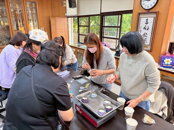 開始製作香氛蠟燭圖片