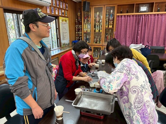 開始製作香氛蠟燭圖片